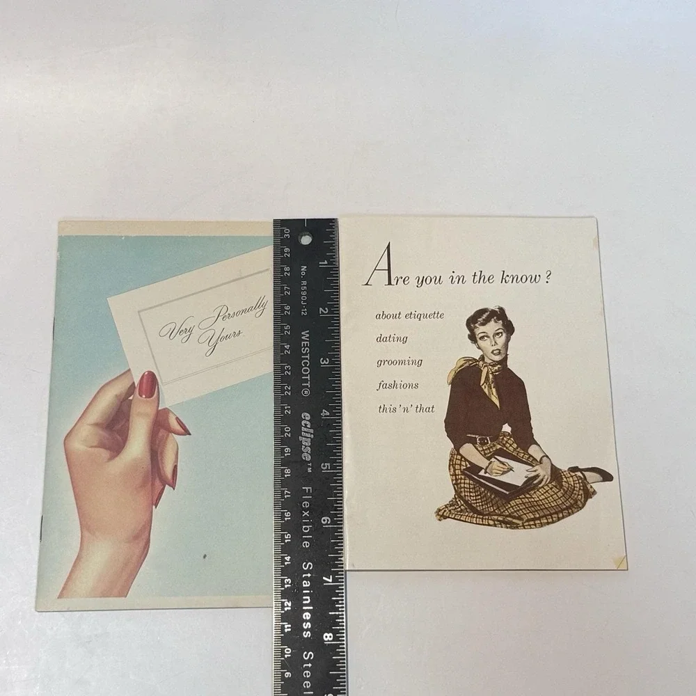 Kimberly Clark Corp 1946 1956 Vintage Paper Ephemera‎ Pamphlets for Young Women